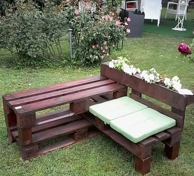 Садовая мебель из поддонов