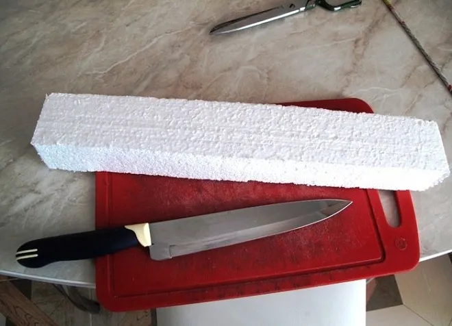 новогодние поделки из газетных трубочек9