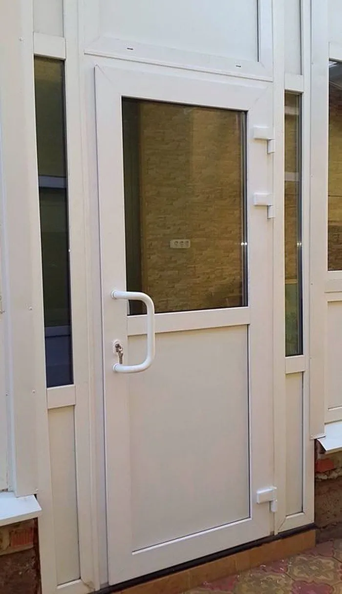 пластиковые двери межкомнатные для квартиры фото