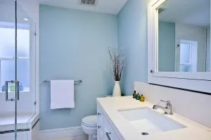 ванная комната с раковиной