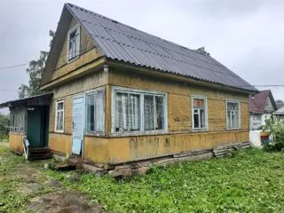 Продажа Часть дома 50 кв.м / 5.5 сот. Ленинградская область, Гатчинский район, Кобринское поселок, ул. Суворовская, 9 — фото 1