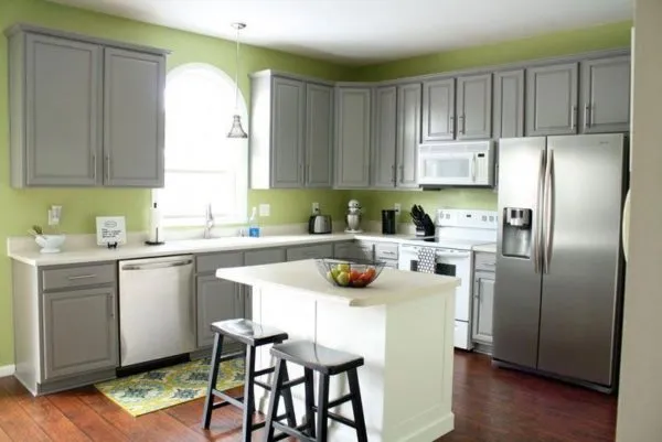 Дизайн кухни с зелеными обоями - как оформить интерьер и какие подобрать шторы